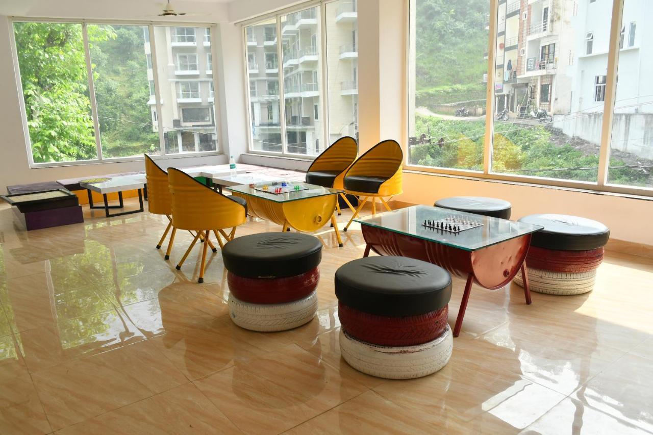 4Musafir Hotels Rishīkesh Buitenkant foto