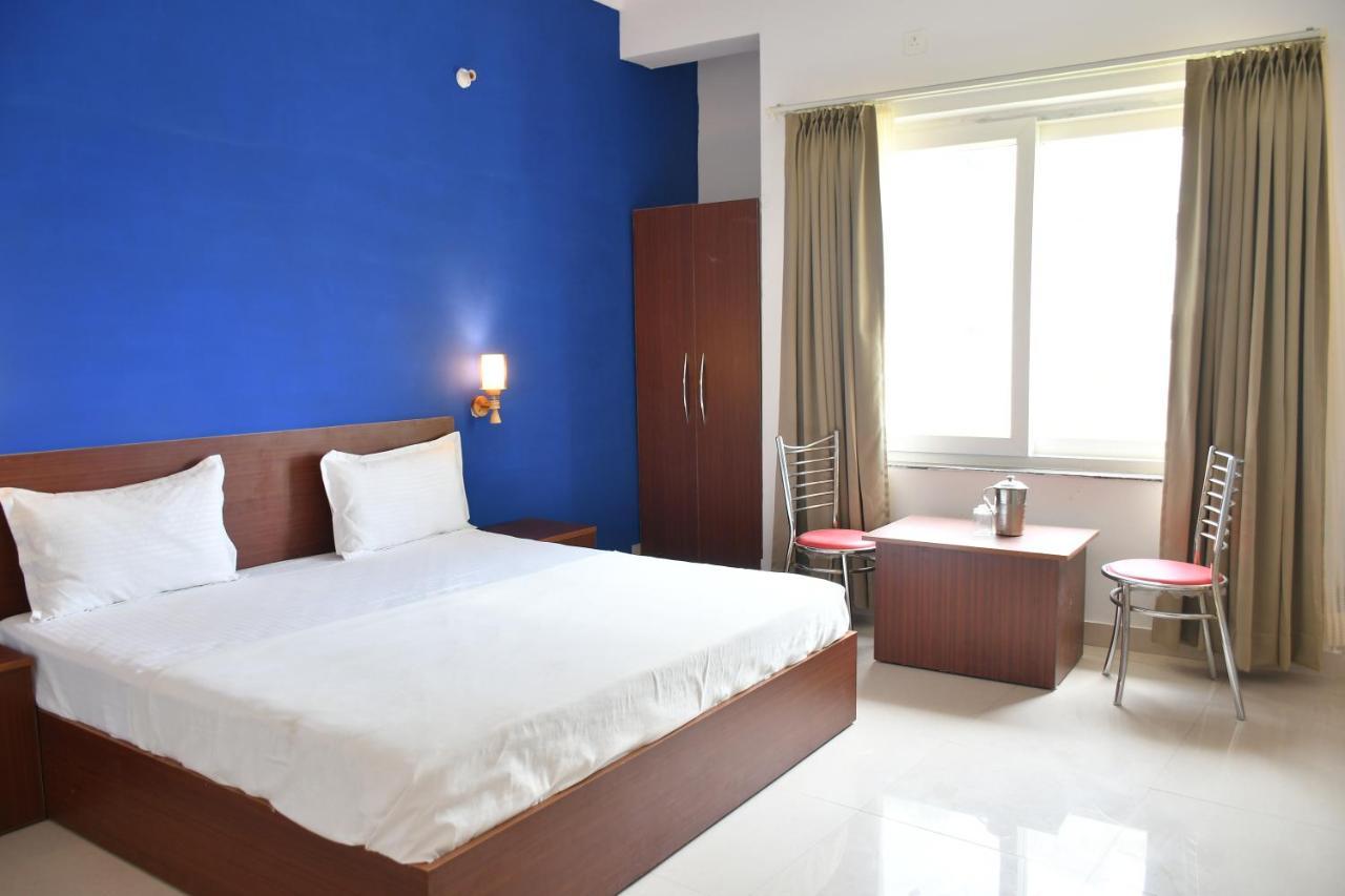 4Musafir Hotels Rishīkesh Buitenkant foto
