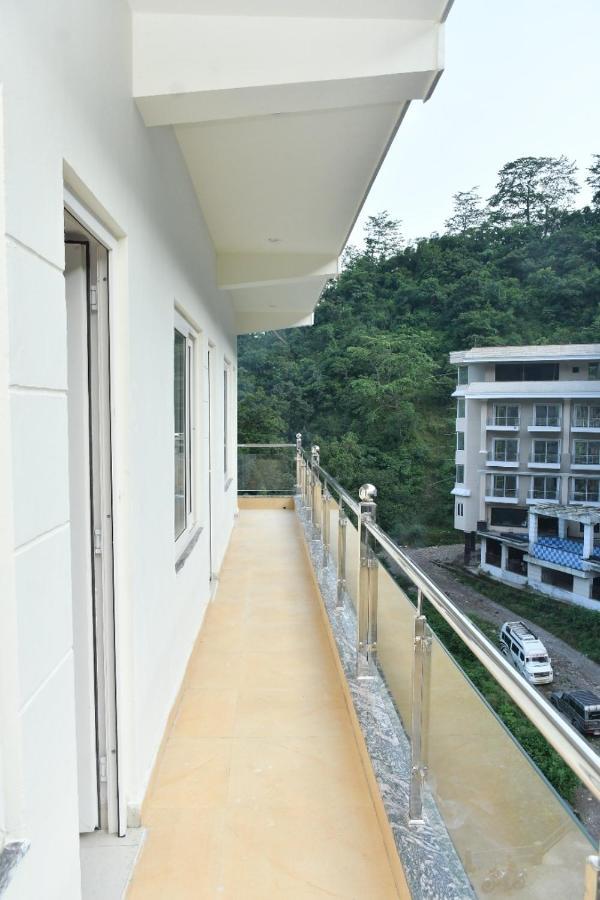 4Musafir Hotels Rishīkesh Buitenkant foto
